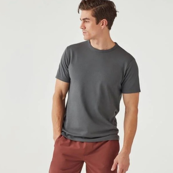 NWOT olivers apparel district tee carbon gray - Picture 3 of 4